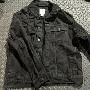 H&M size L black denim jacket
